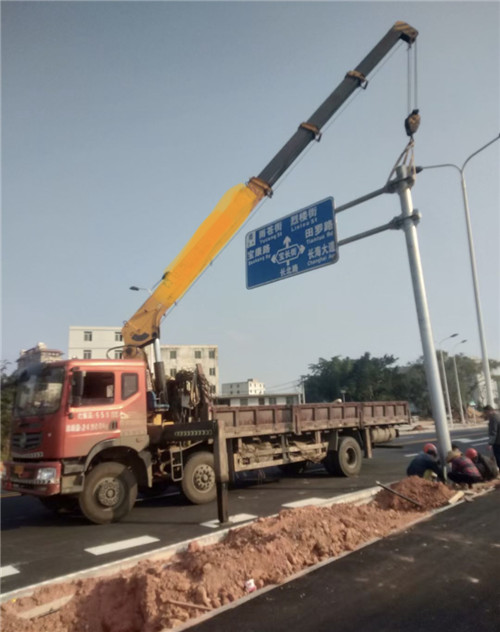 麟游县设备吊装租赁吊车要用多大吊车