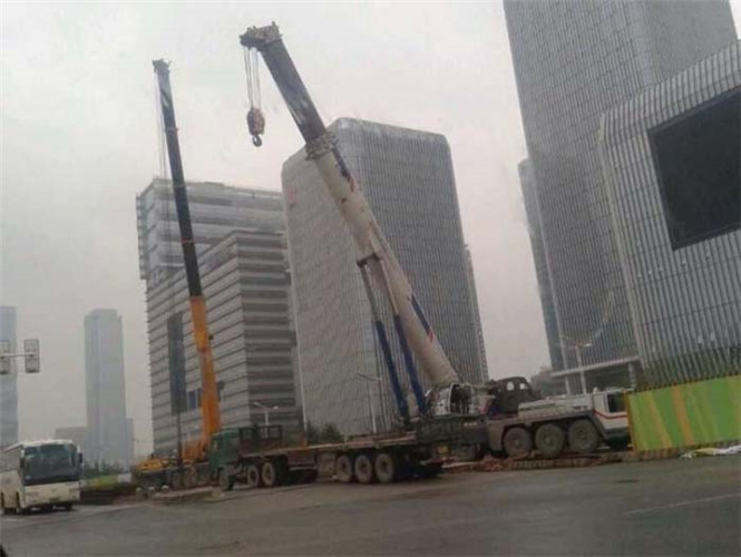 麟游县25吨吊车能吊多重设备？