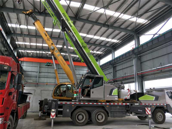 麟游县高空车出租需要注意哪些安全事项？