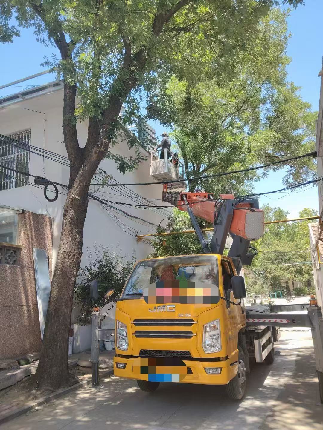 麟游县高空作业车能吊装重物吗？最大承载多少公斤？